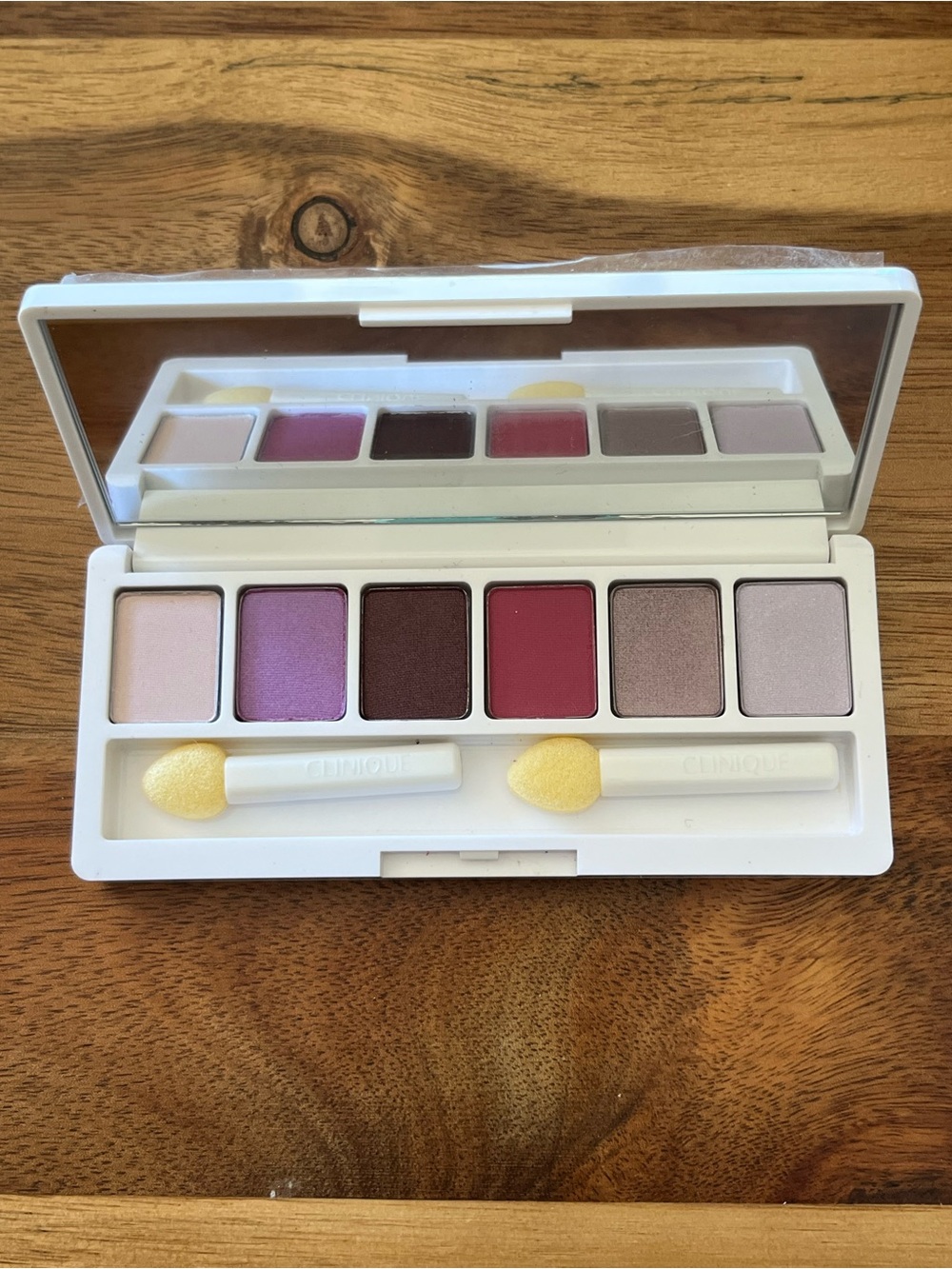 Clinique Ltd Edition Six Shade Eyeshadow Palette Concord,Pearly Pink and more